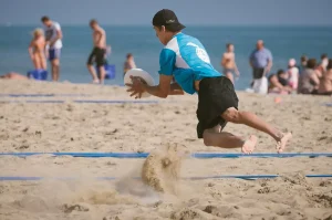 beach frisbee, ultimate frisbee